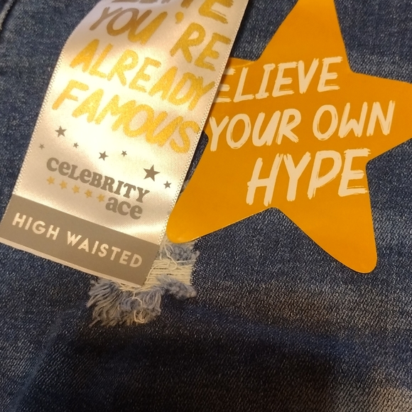 New Celebrity Ace Cotton/Rayon Blend Stretch High-waisted Distressed Shorts - Picture 7 of 9